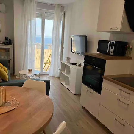 Brand New Luxury M&k2 Apartment