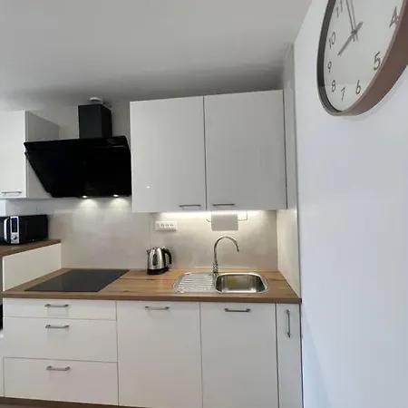 Brand New Luxury M&k2 Apartment